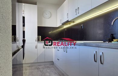 Rezervované - 3i Byt po Rekonštrukcii | Vígľaš | IBA 10 Minút od Zvolena